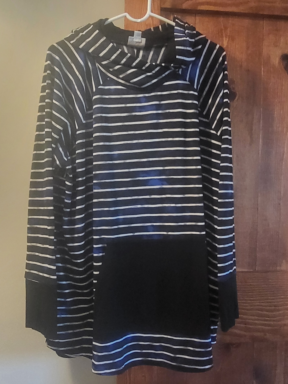 LuLaRoe Amber- Blue, Black and White Striped Hooded Pullover Squishy Marshmallow